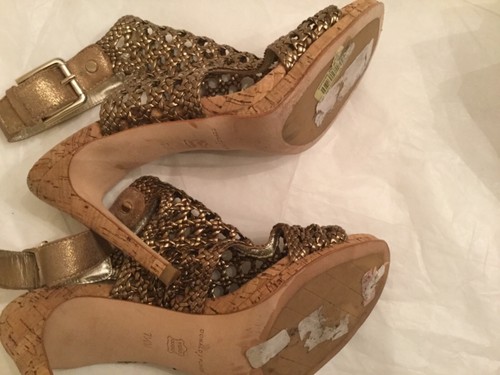 $248.00 Donald J Pliner Sania, Women's Slingback Sandal, Gold SZ:7.5 M Excellent - Picture 5 of 8