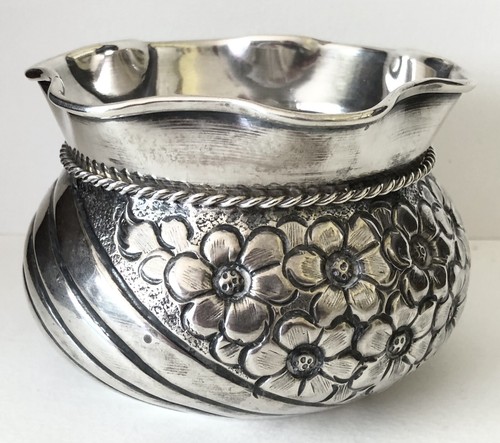 Antique German Guler 900 Sterling Silver Hand Wrought Repousse Bowl Tied Basket - Picture 2 of 10