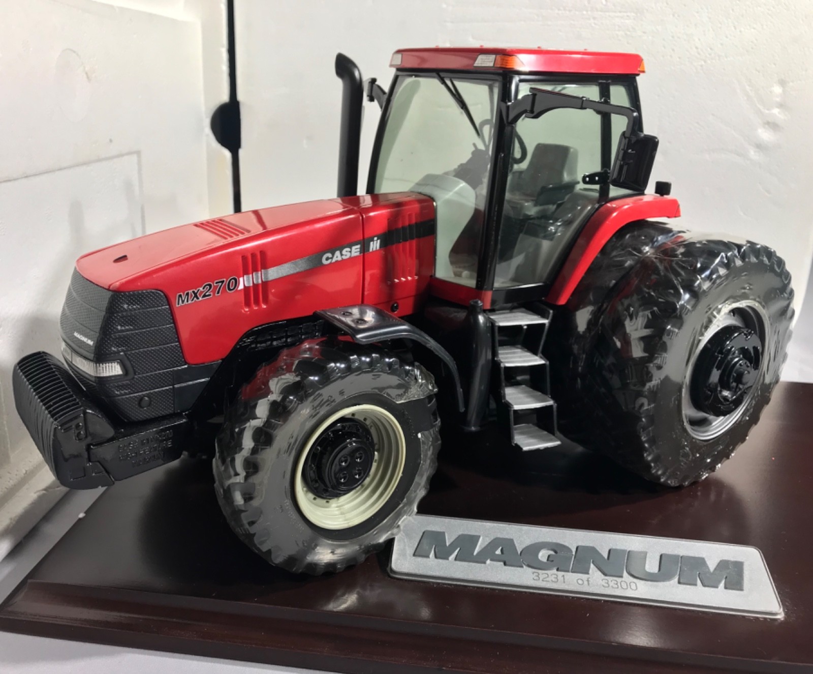 Ertl Magnum Case MX270 1/16 'Sullys pasatiempos's Ertl Magnum Case MX270 1/16 'Sullys pasatiempos's
