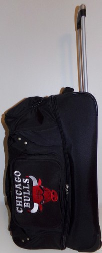 CHICAGO BULLS DENCO 27" ROLLING DUFFEL 27"X15"X14" - Picture 7 of 12