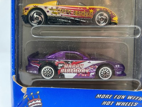 Hot Wheels Gift Pack Happy Birthday Set 5 Car Pack 1/64 Scale Die Cast NEW - 第 4/7 張圖片