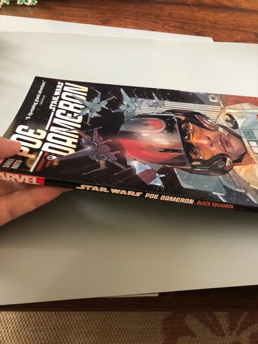 New: Star Wars Poe Dameron Black Squadron Marvel - Picture 3 of 3