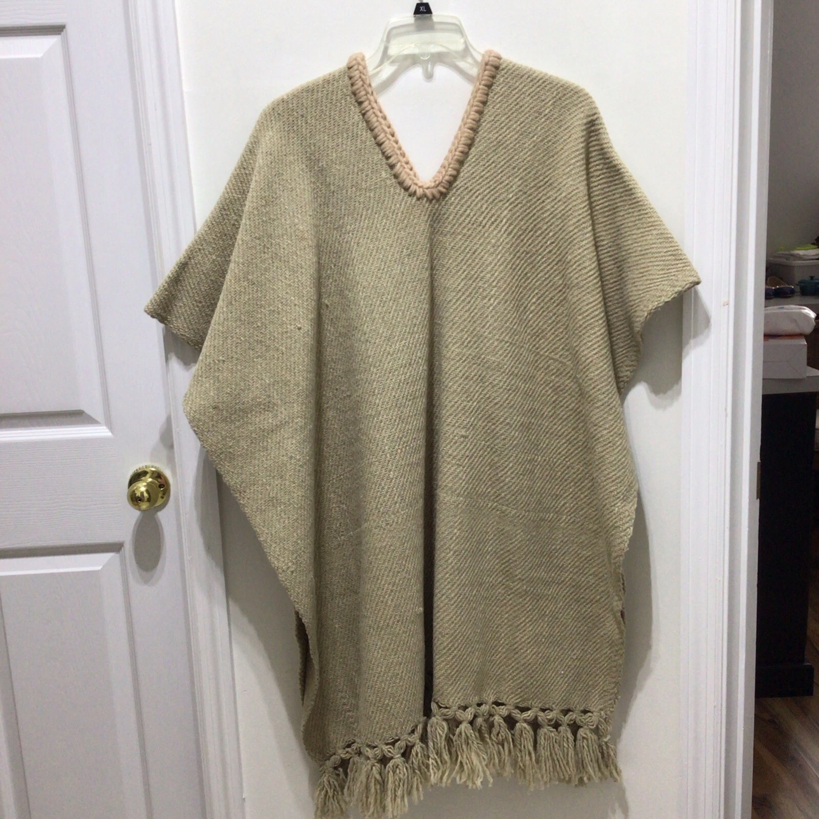 PONCHO NATURAL VINTAGE Boho Hippie Tassel Fringed ONE SIZE Beige