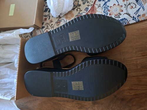 Gorgeous Size UK 6 Black Fabric Wedge Sandals Brand New With Box - Picture 4 of 6