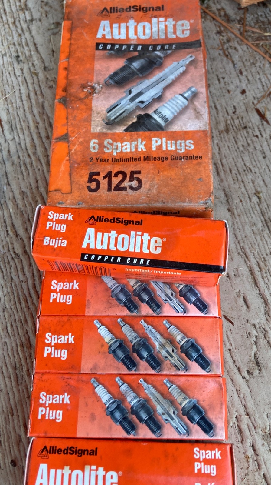 Autolite 6 Pack  #5125 Spark Plugs -  OLD New Stock