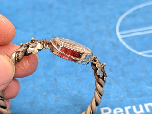 RARE Luch Ray soviet mechanical 17j wrist watch ladies ornate bangle bracelet - Picture 4 of 11