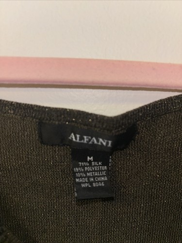 Alfani Damen schwarz ärmellos Wasserfallausschnitt Schimmer Gold Pullover Tank Top Gr. M - Bild 5 von 5