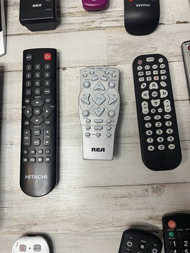 Mixed Lot of 23 TV/DVD/VCR Remotes UNTESTED Phillips , LG , Sanyo , Sony, &more! - Picture 7 of 21