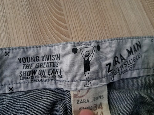 Zara Man Jeans Blau Denim Distressed 34x33 Reißverschlusstaschen Medium Wash - Bild 7 von 24