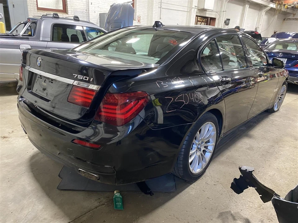 RADIATOR FAN ASSEMBLY 550i 550i Gt 650i 750 HYBRID 750i 750il 09-15 1424201 Foto 4 de 4