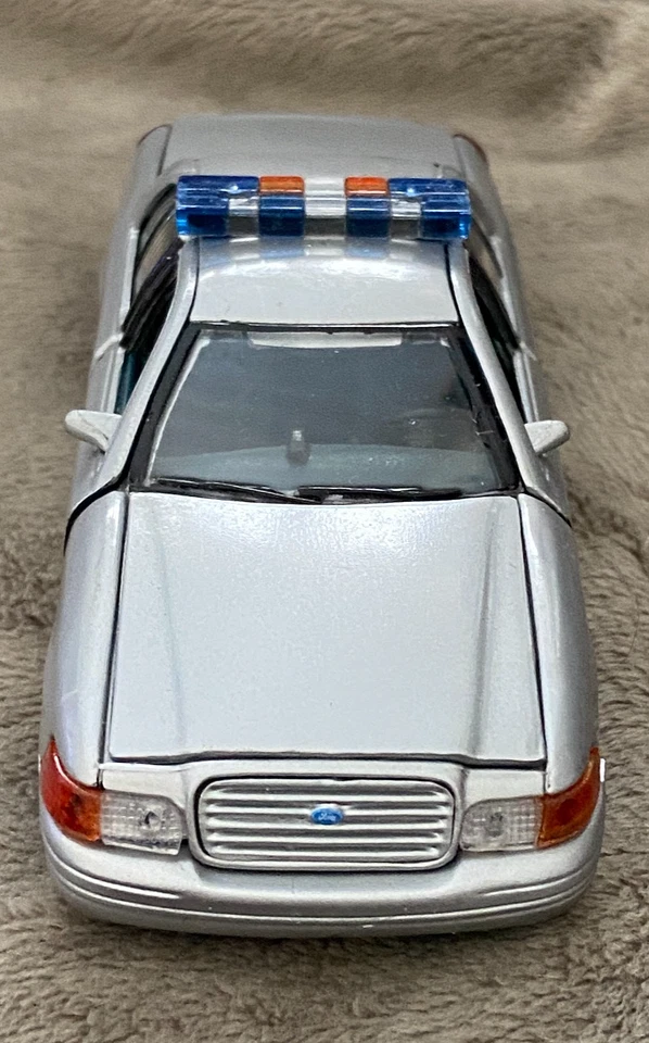 Gearbox North Carolina Highway Patrol Crown Victoria 1:43 Die Cast Car Blank - Image 2 of 4