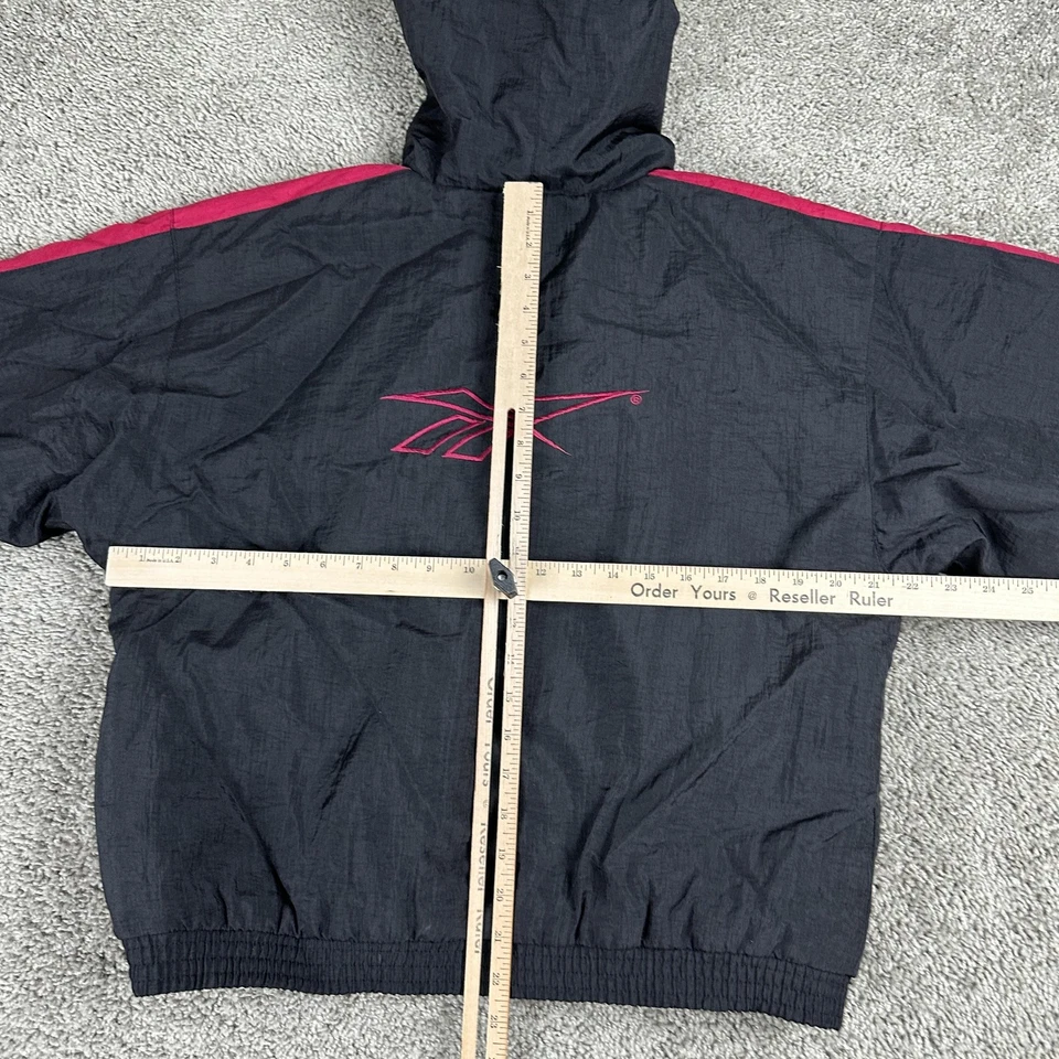 Винтажный Reebok куртка женщин средний черный розовый с капюшоном выстеганная полный молнии пуховик - Изображение 4 из 4