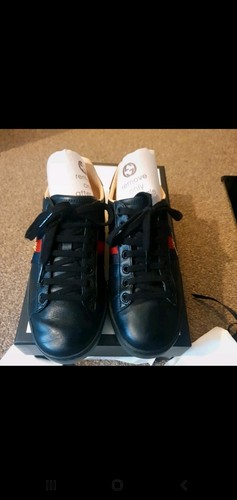 USED IN BOX - Genuine Black Gucci Trainers - Picture 2 of 9