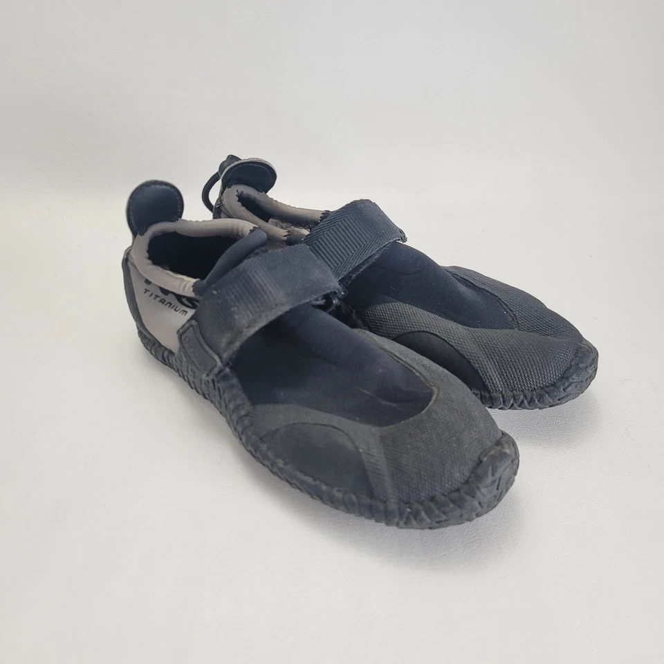 NRS Titanium Water Shoes Size 7 Neoprene Nylon Black Kayak Swim Rafting Surf - Image 2 of 4