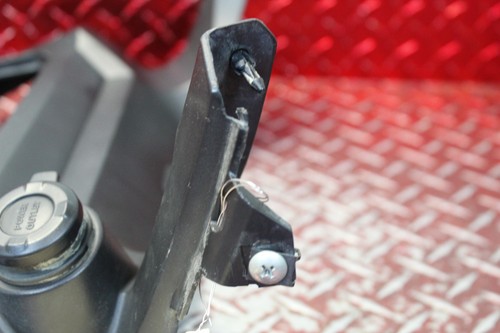 2018 SUZUKI V STROM 650 DL650 GAUGE FAIRING COVER TRIM POWER OUTLET VS1 - Bild 8 von 20