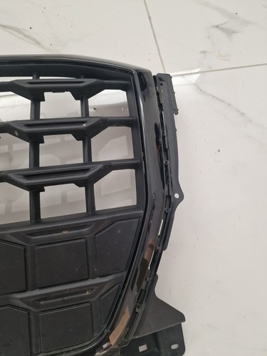 AUDI Q2 FRONT GRILL BUMPER RADIATOR GRILL S LINE GRILLE 2017 - 2023 - Picture 2 of 13