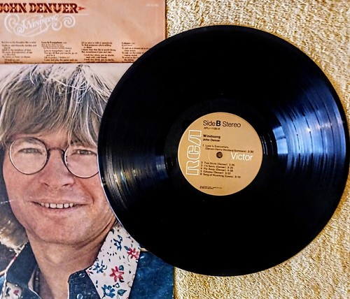 JOHN DENVER - WINDSONG -LP 1975 RCA RECORDS VINYL ALBUM VINTAGE  V,EX C, EX - Picture 3 of 5