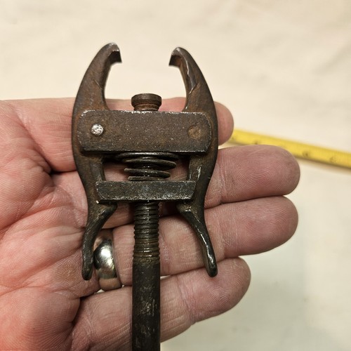 Vintage Small Gear or Battery Terminal Puller - Picture 5 of 8