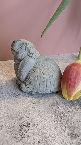 Handcrafted Concrete Small Baby Lop Figurine. - Bild 1 von 5