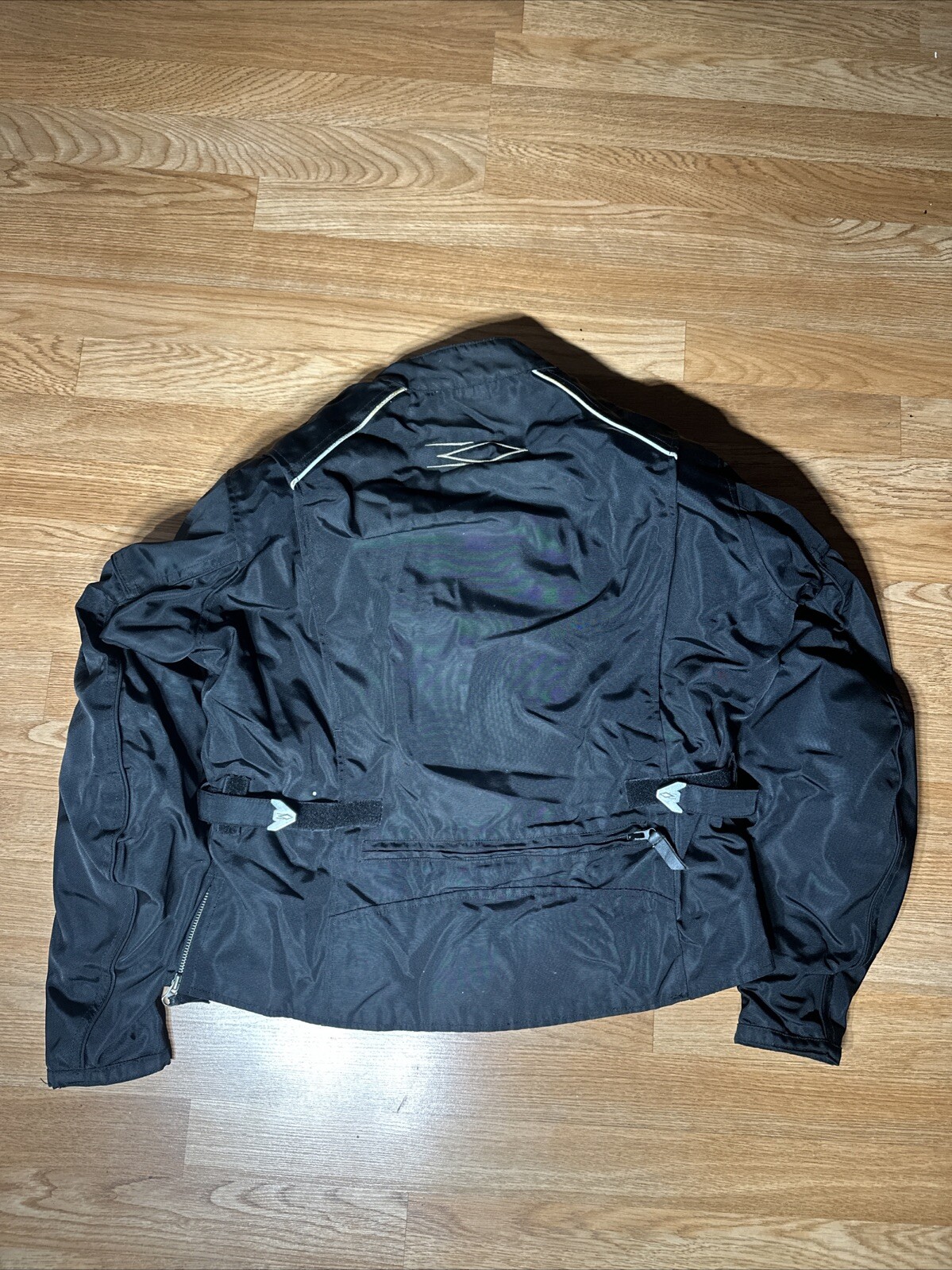 Picture 2 of 5
