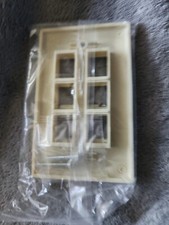 6 Port Wall Plate Ivory