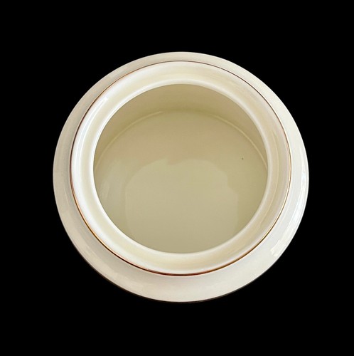 Oscar De La Renta Fine China Ivory Florentine Sugar Bowl With Lid & Creamer Set - Picture 6 of 14