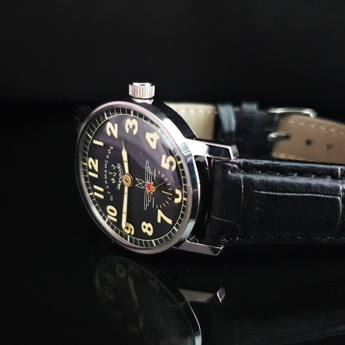 Watch 1MChZ Pobeda Vintage Military Men's WristWatch Kirovskie Limited Edition - Picture 4 of 12