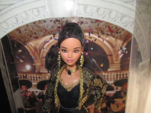 Barbie Signature Juan Gabriel - Imagen 3 de 10
