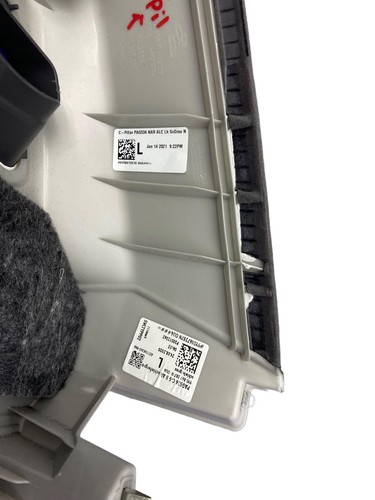 2019 - 2022 PORSCHE CAYENNE 9Y0 OEM LEFT & RIGHT C PILLAR TRIM COVER PANEL SET - Picture 8 of 10
