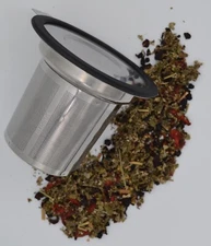 New Tea Infuser, Extra Fine Mesh Tea Strainer with Silicone Lid Stainless Steel