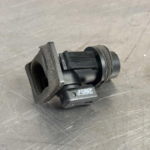 97-04 C5 Corvette Interior Ambient Temperature Sensor Automatic Control 16267411 - Picture 4 of 8
