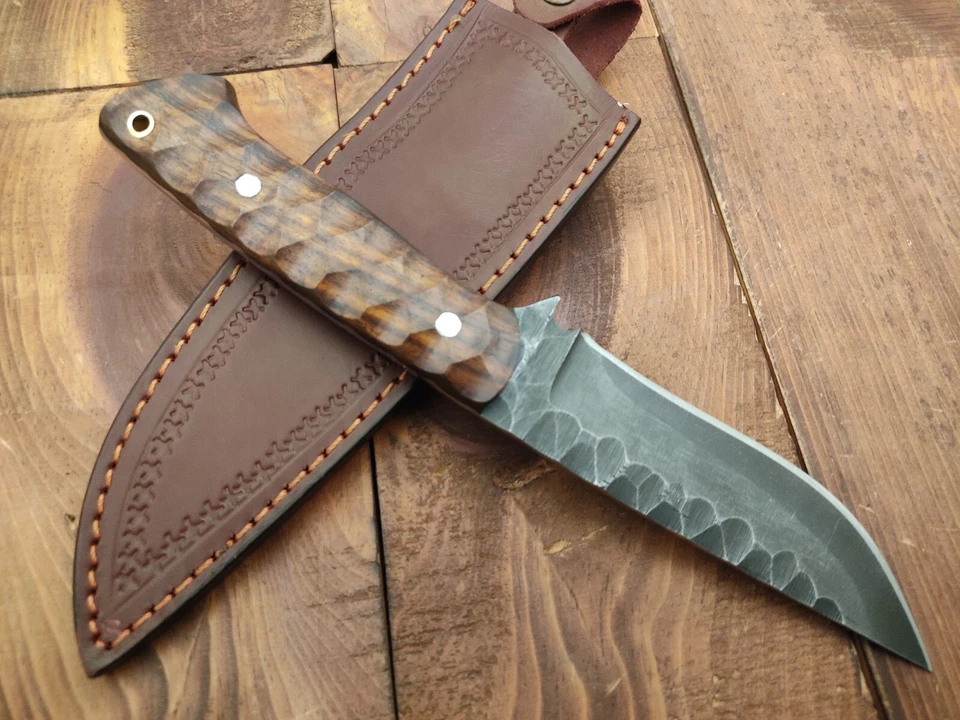 Cuchillo de caza al aire libre hecho a mano personalizado de acero al carbono lavado con ácido camping supervivencia Foto 3 de 4