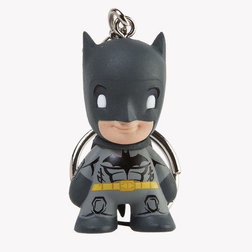 Batman Llavero Figura Vinilo Niño Robot Universo DC Kawaii Chibi NUEVO SIN USAR, EN CAJA - Imagen 2 de 2