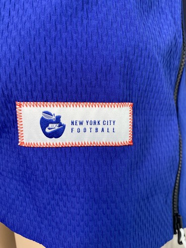 Nike Nueva York City Chaqueta Fútbol Gran Manzana Swoosh Gráficos AT6643-495 M NUEVO CON ETIQUETAS - Imagen 5 de 9