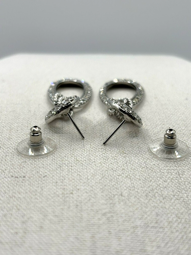 Cookie Lee Crystal Rhinestone Oval Link Hoops Silver Tone Dangle Earrings NWT - Picture 5 of 14