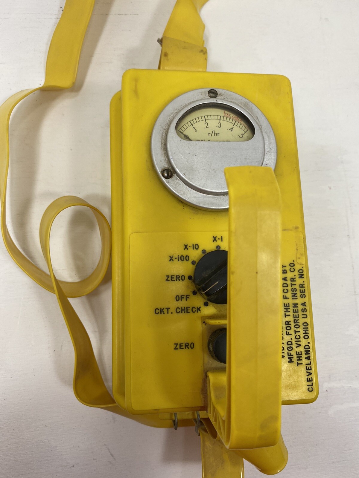 COLD WAR RELIC Victoreen Model 710 B Geiger Counter Tested / Needles Moves s l1600 - COLD WAR RELIC Victoreen Model 710 B Geiger Counter Tested / Needles Moves