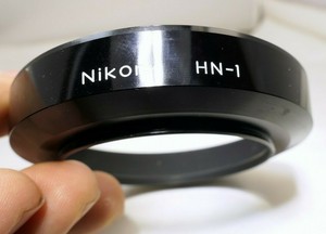 Nikon-HN-1-Metal-lens-hood-for-28mm-f2-8-f2-0-Ai-Ai-s-screw-in-Genuine