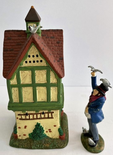 Dept. 56 Dickens' Village "HEDGEROW DOVECOTE" Set of 2 - #58524 Heritage Village - Picture 2 of 7