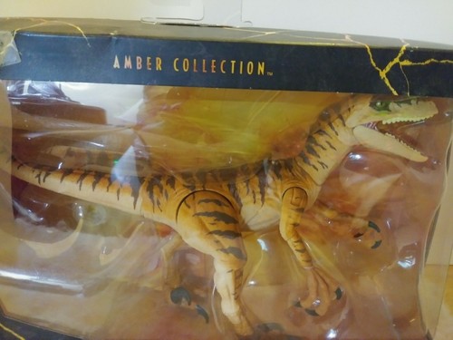 Mattel Jurassic Park The Lost World Amber Collection Velociraptor Figure - Picture 3 of 12