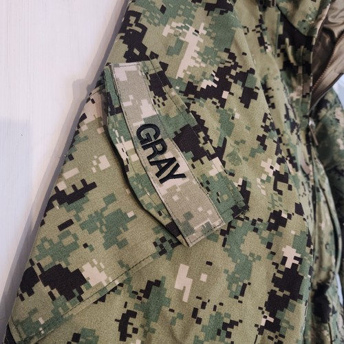 US Military Navy Cold Weather Parka Men's Large Regular Hooded Camo (See Pics) - Picture 4 of 4