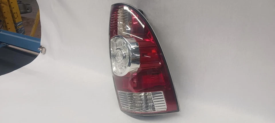 '08-'15 TOYOTA TACOMA pasajero derecho luz trasera LED OEM grado A! Foto 3 de 4