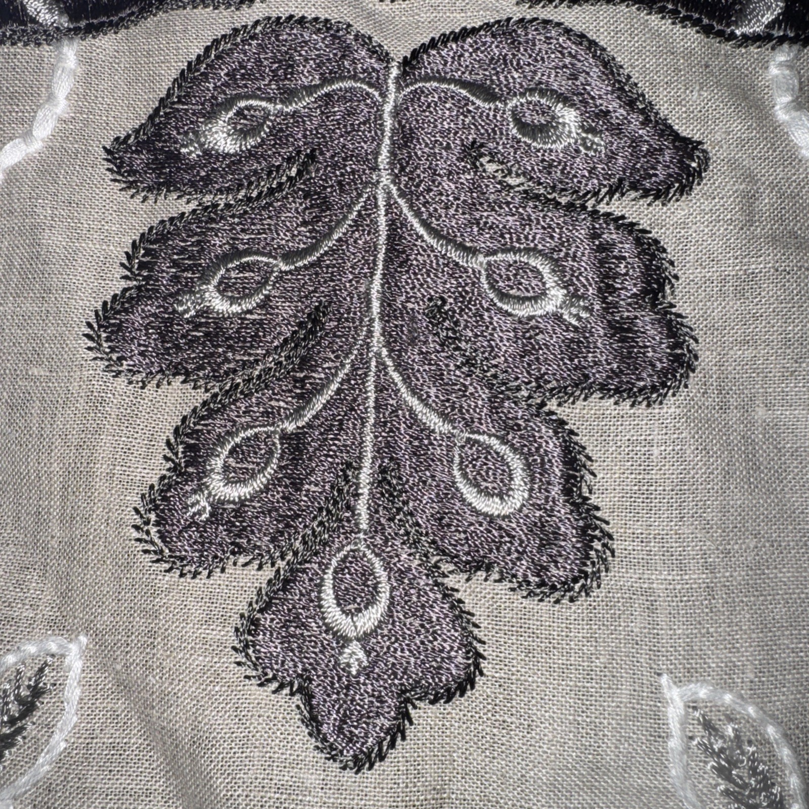 Picture 3 of 5