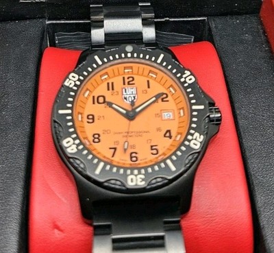 Luminox (Series 8400) 200M Men's Watch for sale online | eBay