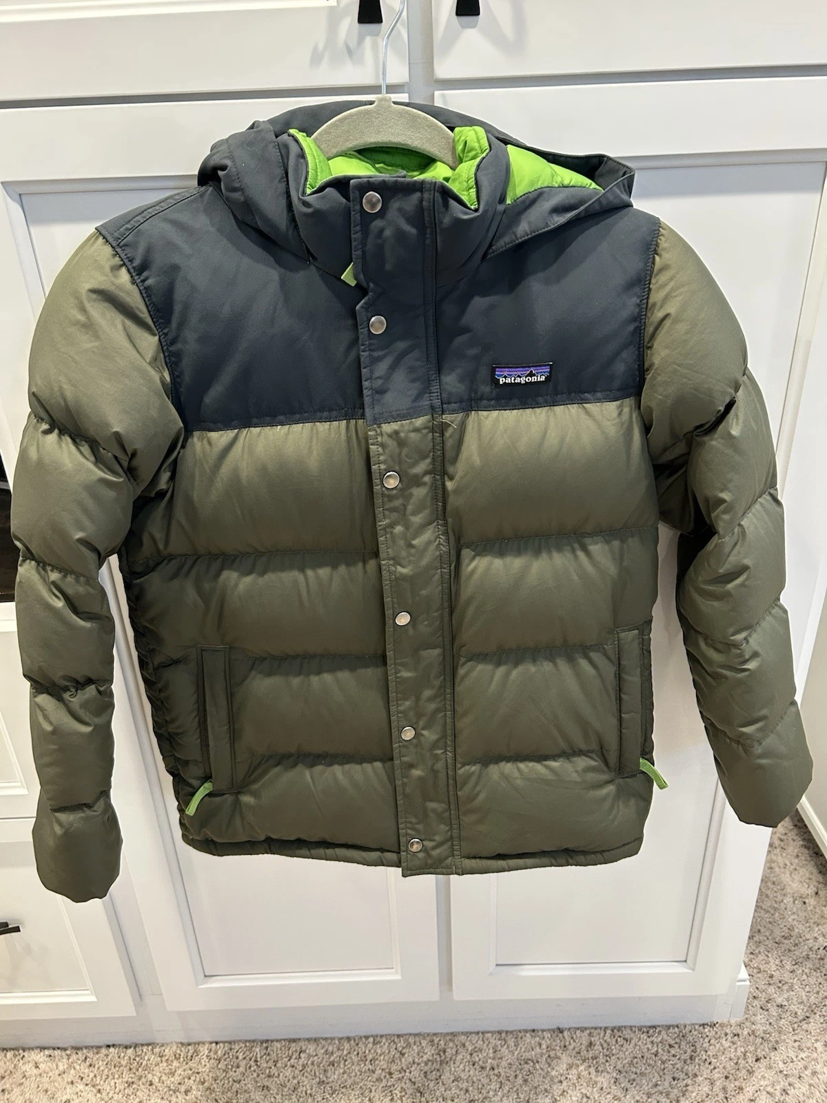 Patagonia Boys' Large (12) Green Winter jacket