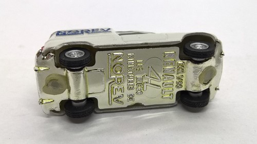 Norev 1:86 Renault 4 Caja Fourgonette Blanco Antiguo con Publicidad Norev (37) - Imagen 3 de 3