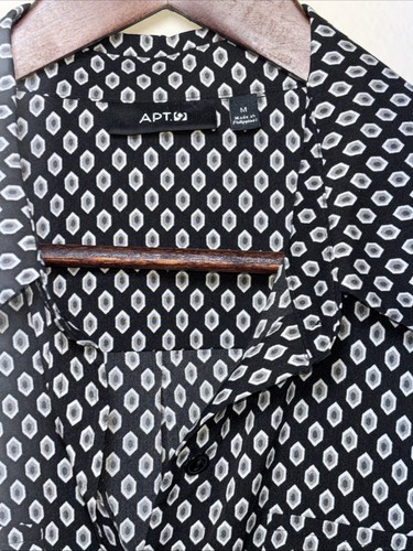 Blusa negra de poliéster de carrera con diseño abstracto Apt 9 nueva con etiquetas talla mediana - Imagen 3 de 6