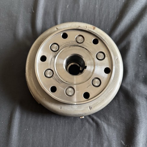 Suzuki 2001 2002 2003 2004 VL800 C50 Intruder Volusia OEM Magneto Rotor Flywheel - Picture 2 of 2