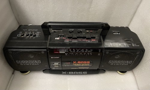 SHARP WQ-T352H Stereo Radio Cassette Recorder Boombox Ghettoblaster parzialmente difettoso! - Foto 2 di 12