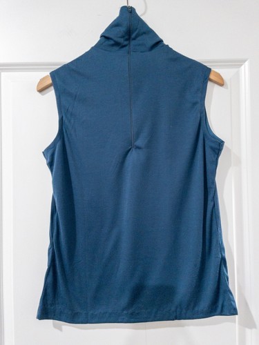 Neu ohne Etikett 1970 80er Jahre Trissi marineblau ärmellose Damenbluse Größe mittlerer Reißverschluss hinten - Bild 2 von 3