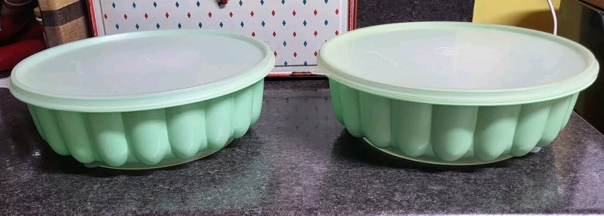 Lot Of 2 Tupperware Jel-Ring Jello Jelly Mould Mold Mint